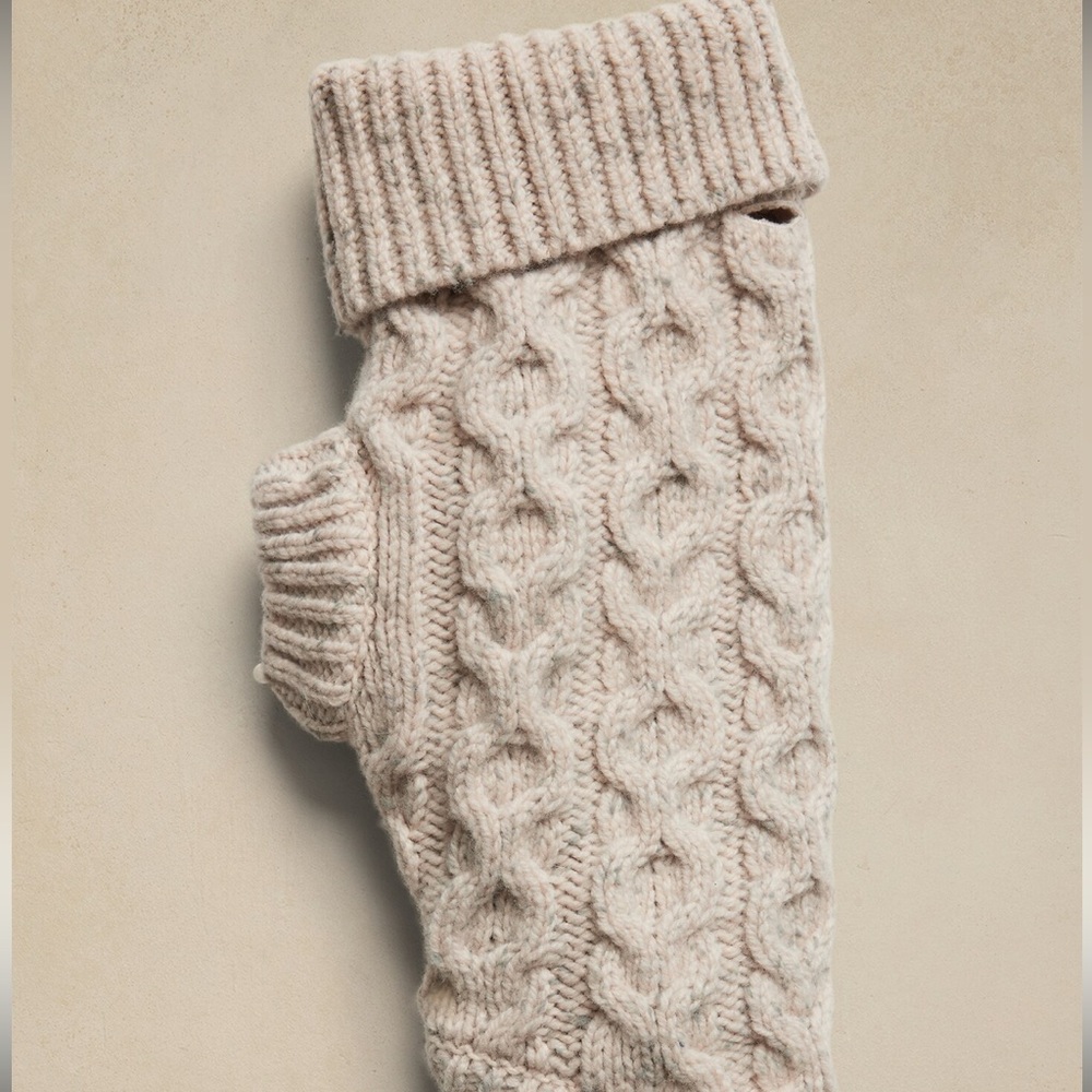 Banana Republic Pet Sweater- Large - Picture 2 of 4